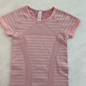 Ivivva/Lululemon Fly Tech Short Sleeve Shirt